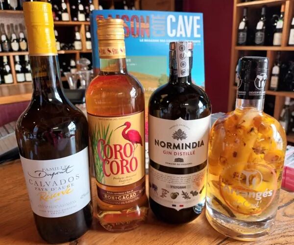 Gins , Vodkas, Liqueurs & Spiritueux