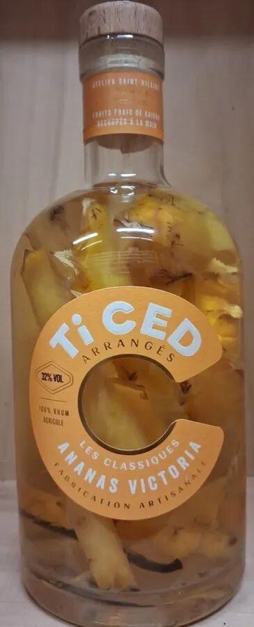 70cl Ananas Victoria 32° Ti Arrangés de Ced'